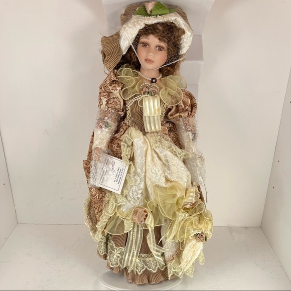 Duck House Toys Duck House Heirloom Dolls Vintage Porcelain Doll